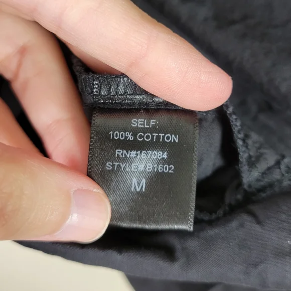 Tuckernuck Solid Black Cotton Sleeveless Celeste V Neck Top - Picture 9 of 12